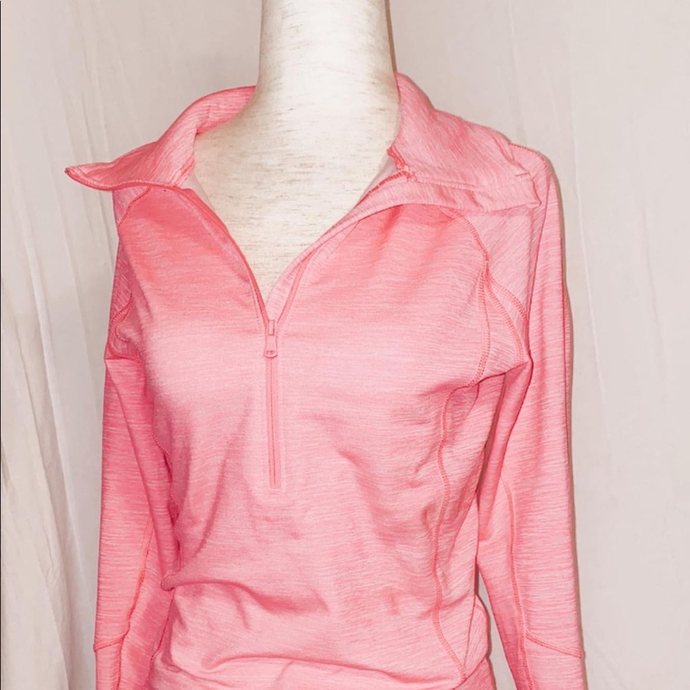• Under Armour Half-Zip Size Small